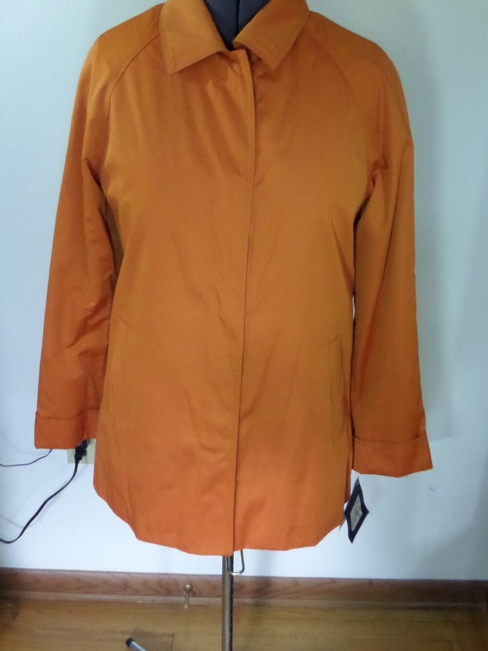 London Fog Women's All Weather Amber Color Trench Coat SZ Large NWT